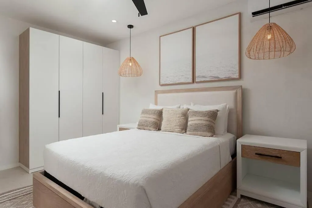 סנט ג'יימס Azzurro 5 - Walk To Beach 3 Bed Porters Home וילה