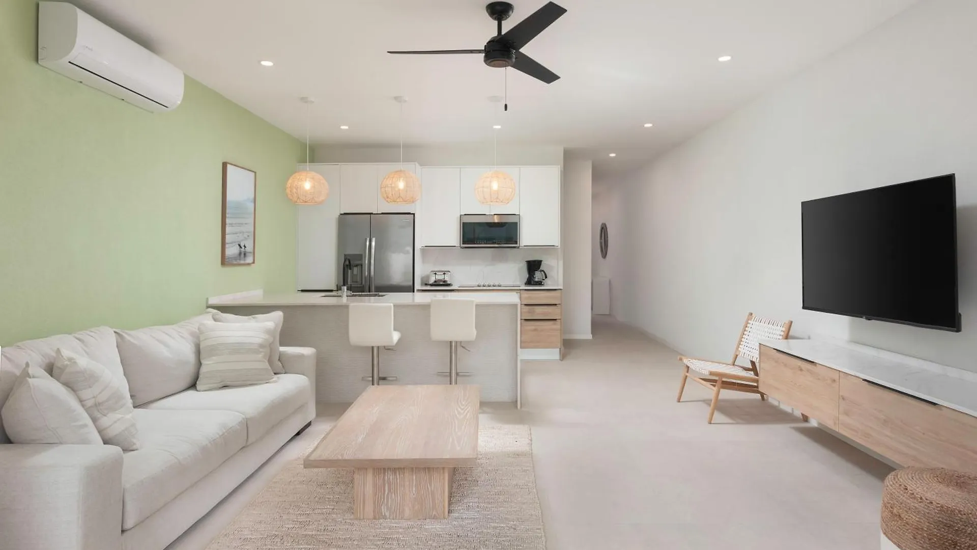 Villa Azzurro 5 - Walk To Beach 3 Bed Porters Home Saint James Barbados